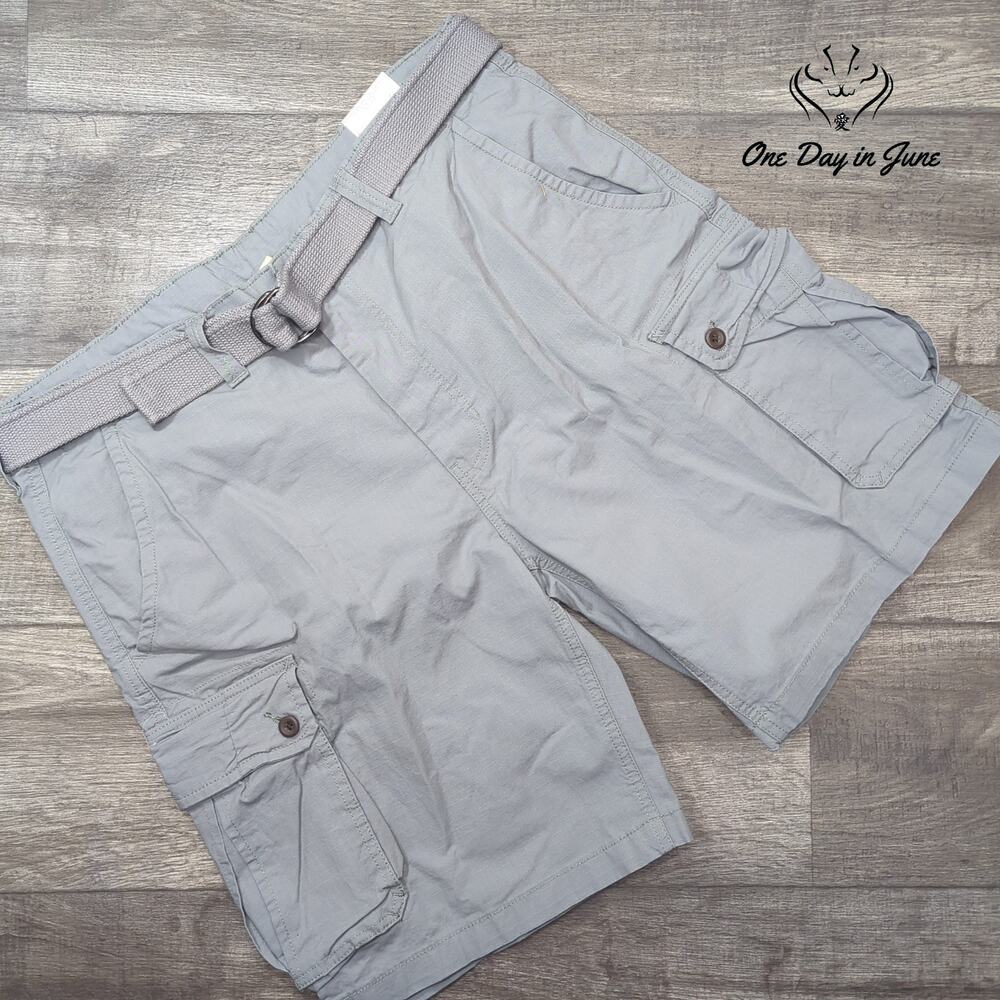 St. John's Bay Cargo Shorts Size 40